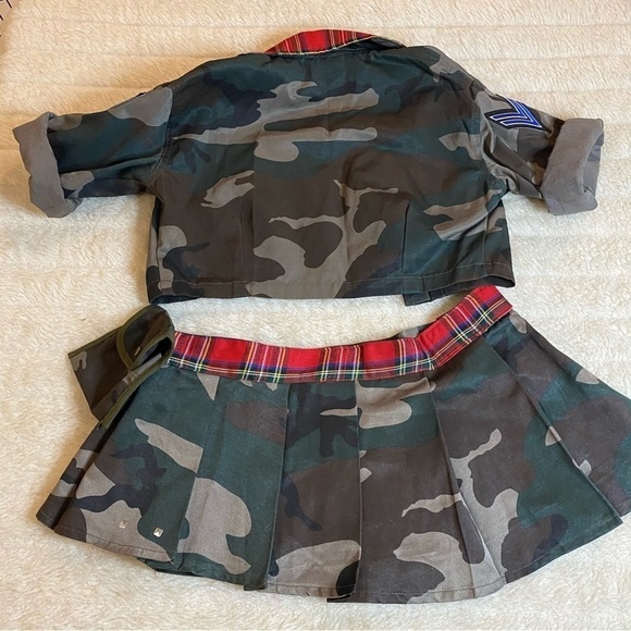 SEXY Women’s Army Outfit - Picture 5 of 7